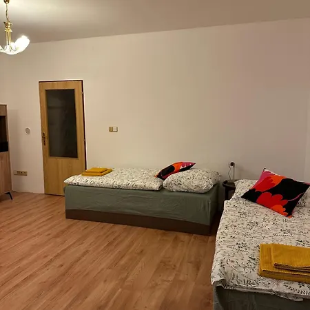 U Stadliku Апартаменты Velvary